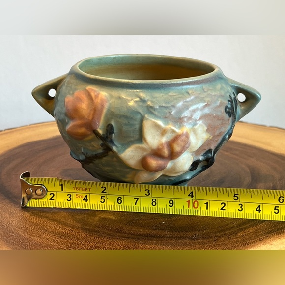 Magnolia Roseville Jardinier Pot - Picture 8 of 10